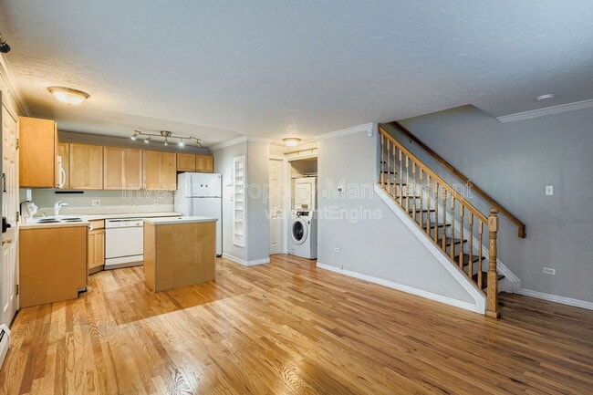 Photo - 1243 Vine St Unidad 10