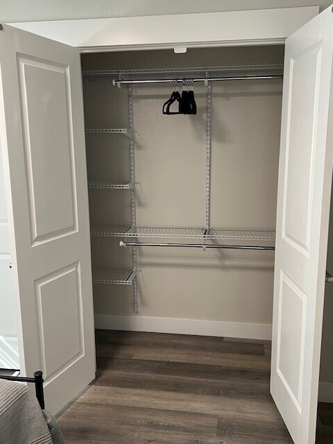 Twin Cedar Apartments -Furnished / Short Term