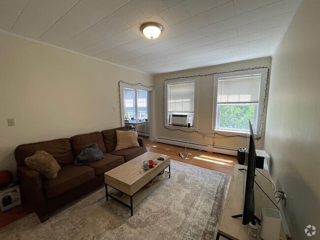 Building Photo - 34 College Ave Unit 25 Rental