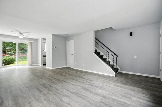 Shore Hill Apartments