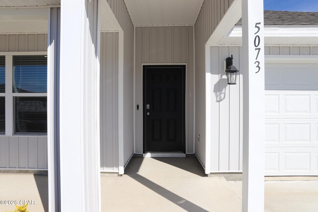 Photo - 5073 Windrow Way