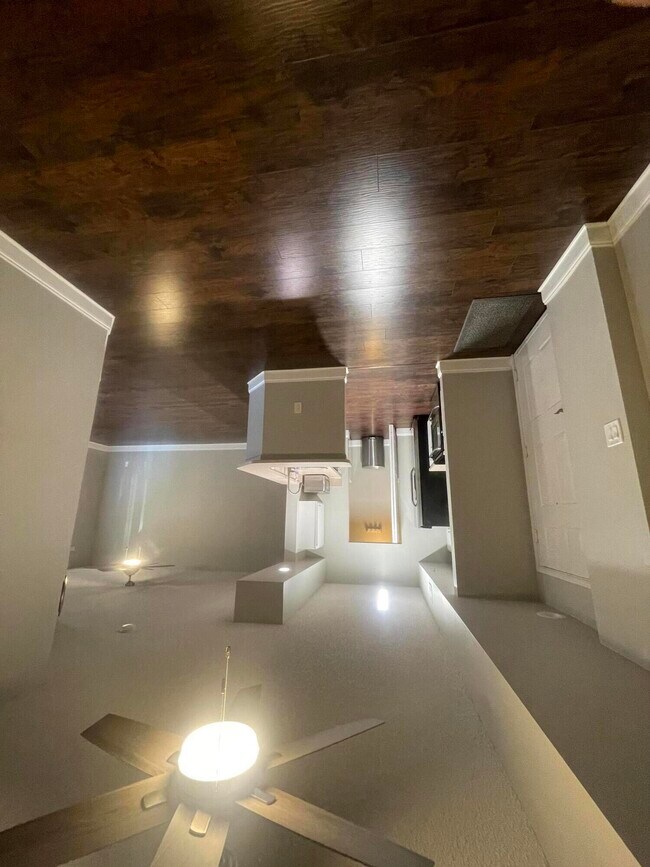 Photo - 1000 Scotia Dr Unit 105