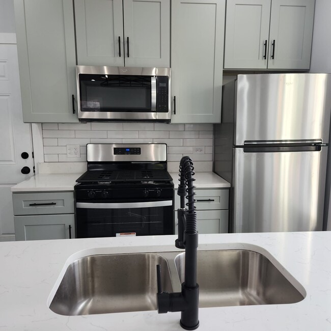 Photo - 5033 W Wabansia Ave Unit 2 West