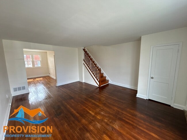 Photo - 1925 Jasmine Rd