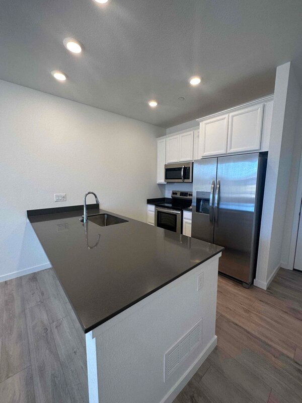 Photo - 5418 Euclid Dr