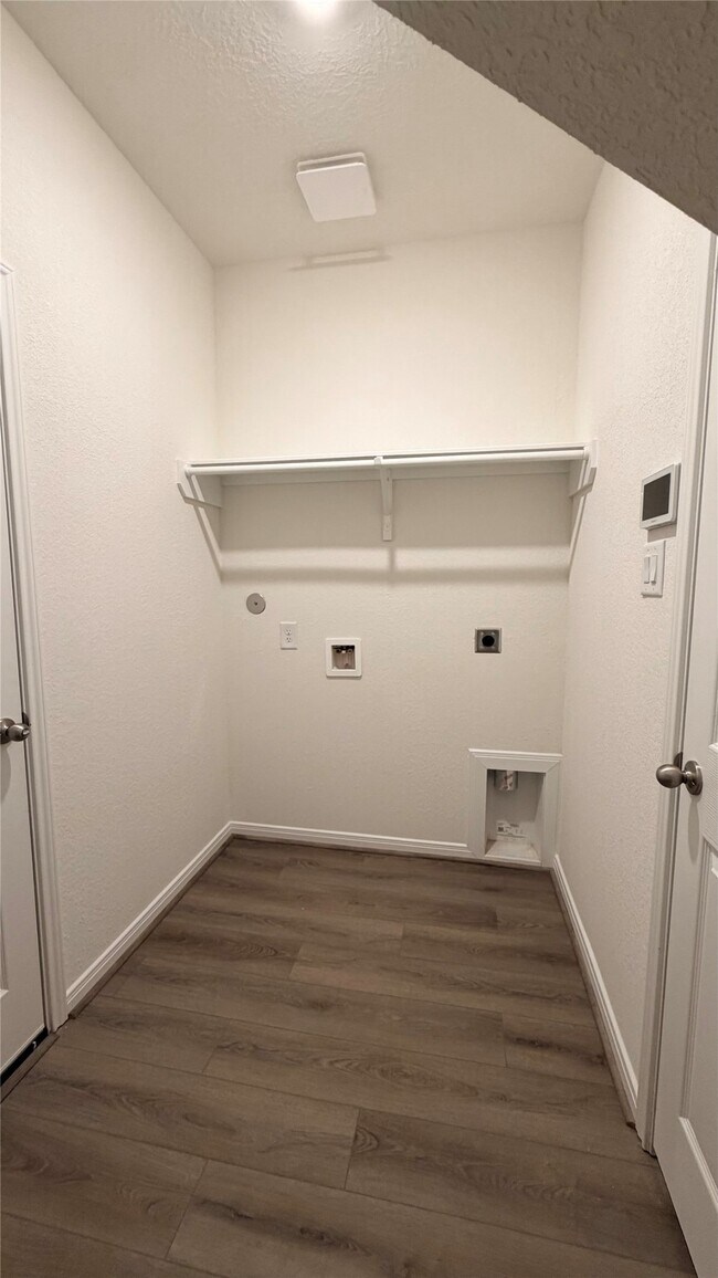 Photo - 2800 Cordova Hl Dr