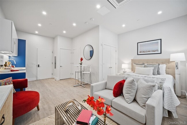 Photo - 40 Westchester Pl Unit 309