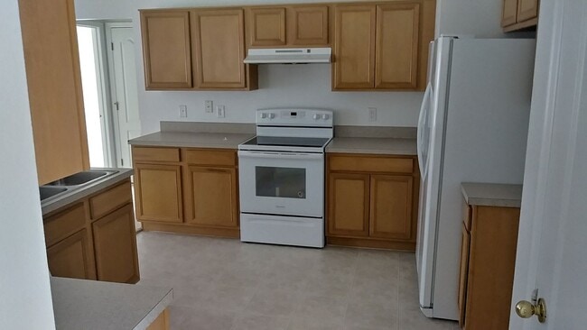Photo - 436 Danube Dr
