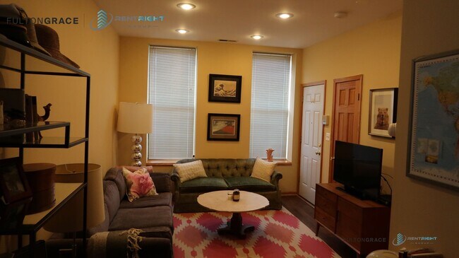 Photo - 1443 N Bosworth Ave