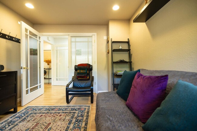 Building Photo - 611 Rheem Blvd Unit ID1309751P Rental