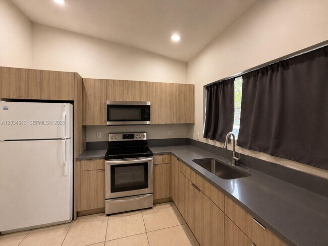 Photo - 3874 SW 48th Ave