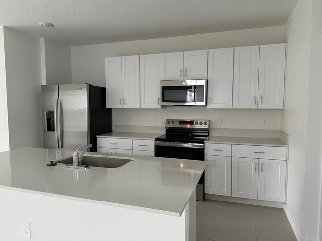 Photo - 5748 Yellow Hornbill Ave