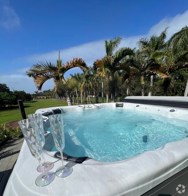 Building Photo - 714-714 Kanalani Pl Rental