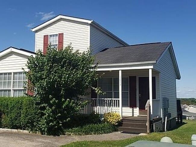 Building Photo - Nice 2 bedroom 2 bath home