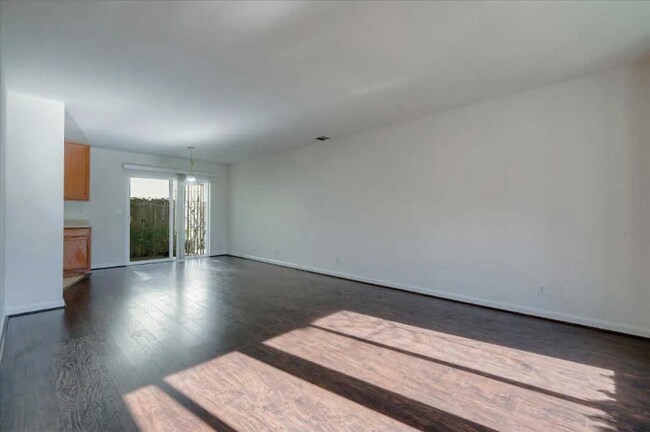 Photo - 20363 Royal Ave