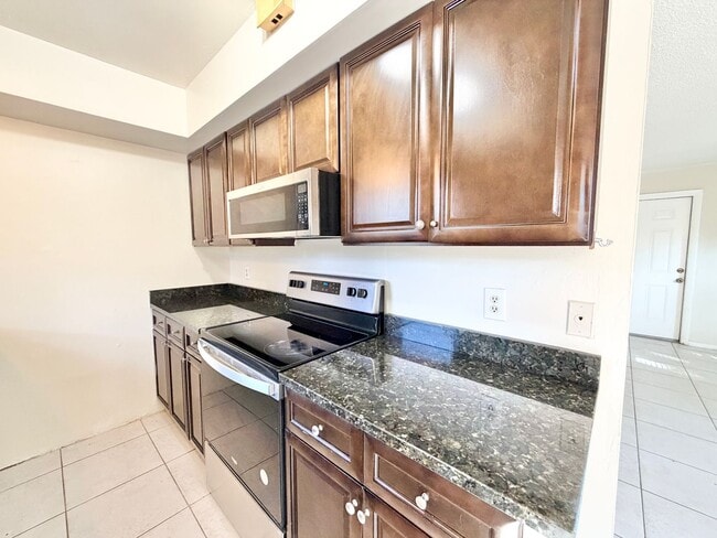 Photo - ** BONITA SPRINGS ** 2 BED / 1 BATH - WEST...