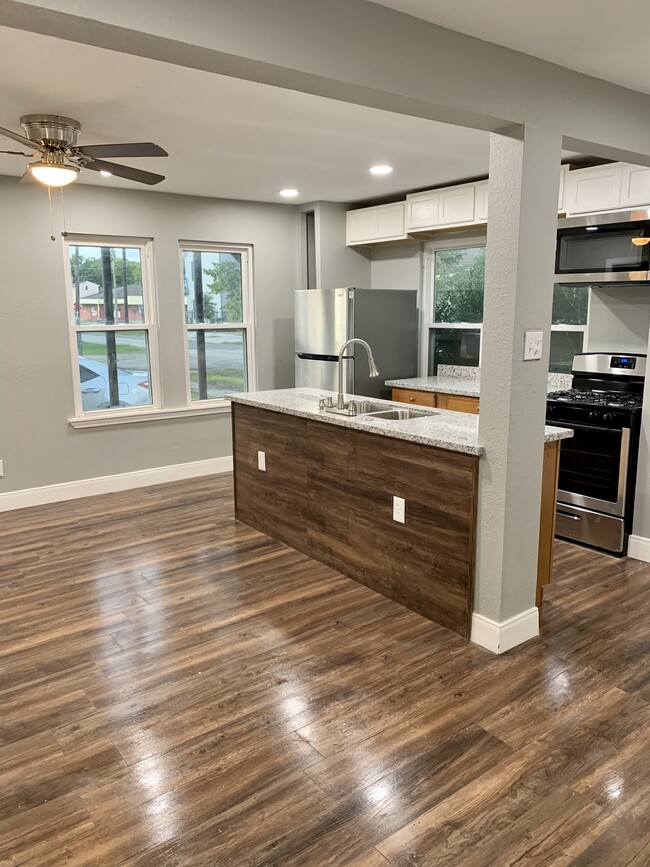 Gorgeous Kitchen - 2620 Tuam St Apartments Unit 1