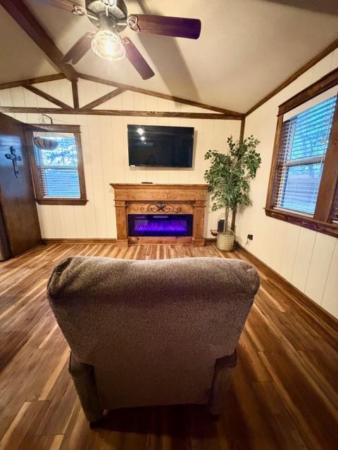 Photo - 520 Leisure Ln