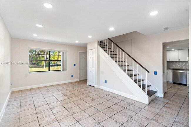 Photo - 6241 SW 116th Pl Unit B