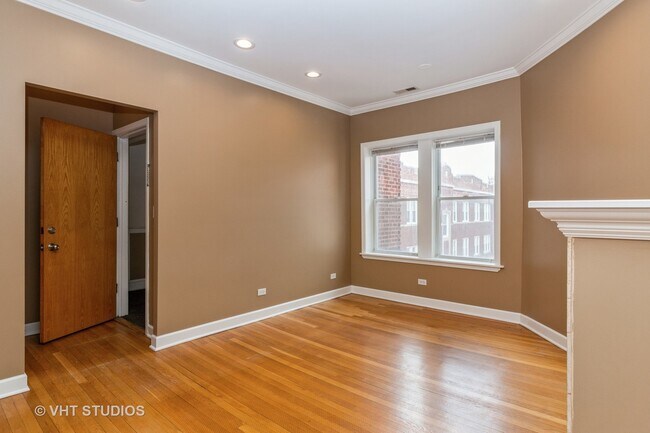 Photo - 1346 1/2 W Estes Ave Unit 3W