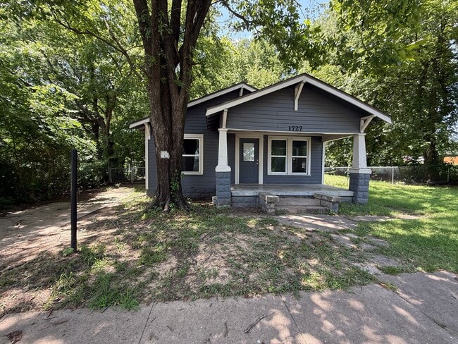 Building Photo - 1727 N 9th St Rental