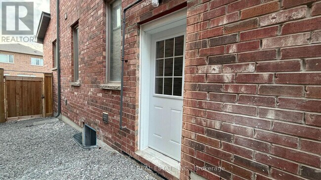 Photo - 38 St Ives Cres