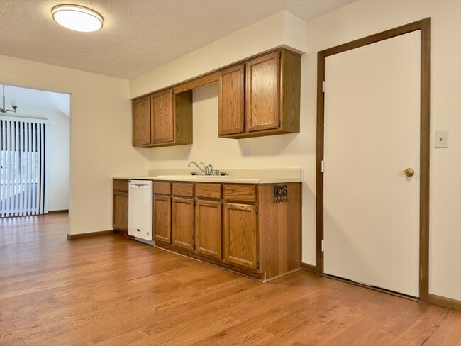 Photo - 9807 Double Ditch Cir