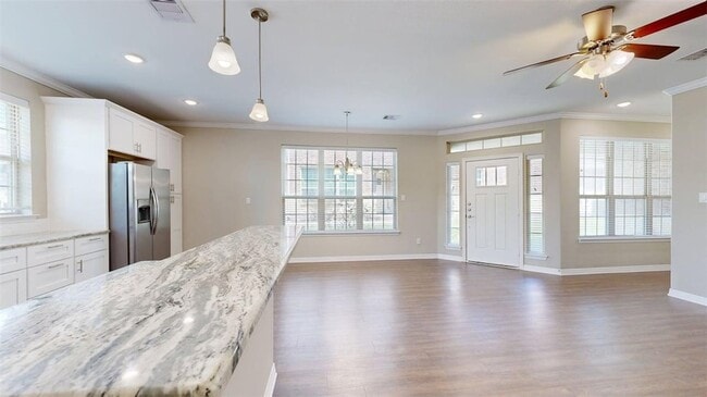 Photo - 2151 Big River St