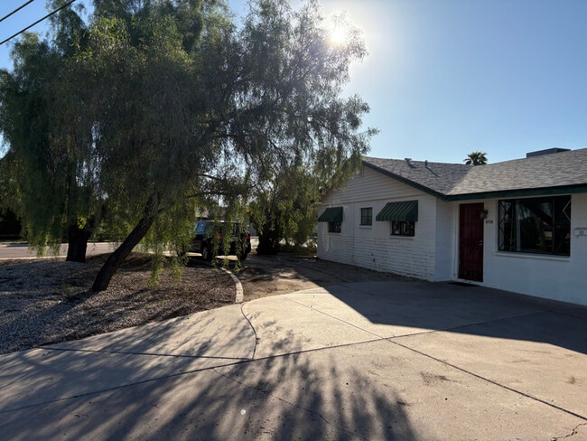 Building Photo - 6750 E Sheridan St