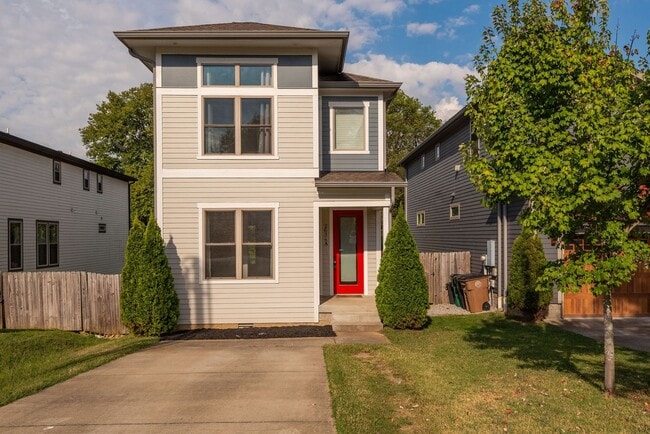 Building Photo - East Nashville Rental!