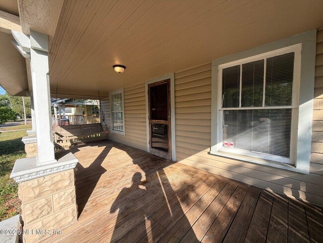 Photo - 919 Maynard St