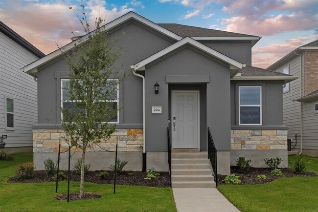 Photo - 204 Flowers Ave