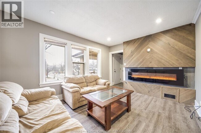 Photo - 406-08 Randolph Ave