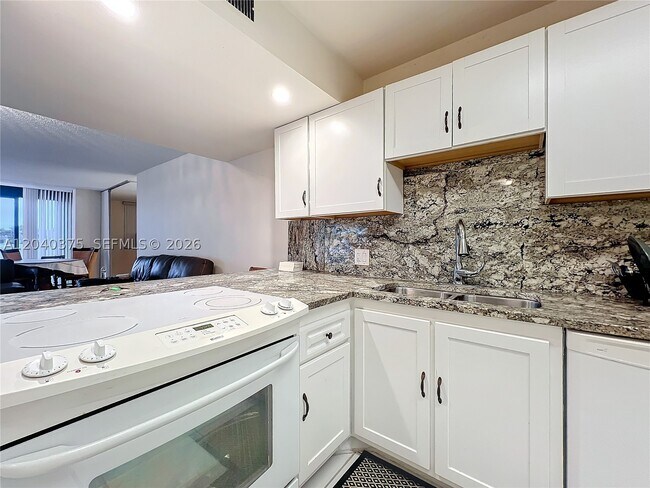 4545 Luxemburg Ct Unit 103