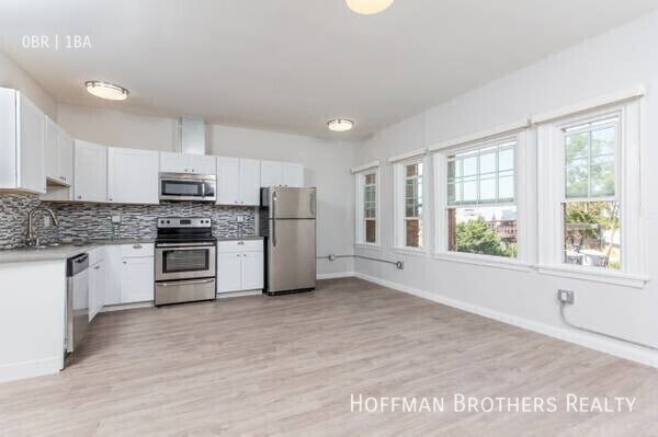 Photo - 412 S Lake St Apartment Unit 406