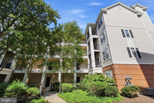 Photo - 12913 Centre Park Cir Unit 103
