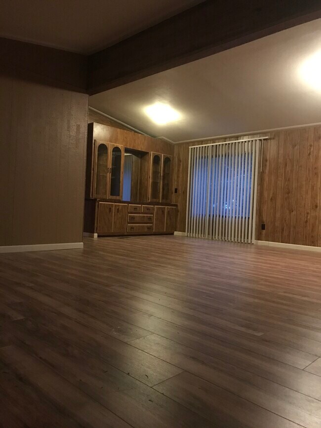 Photo - 75372 Lost Creek Rd