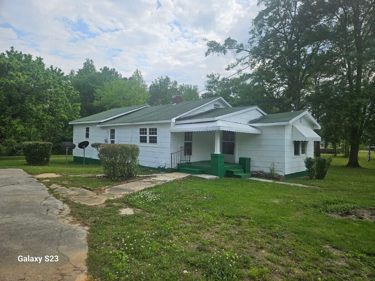 Photo - 158 Bell Ln House