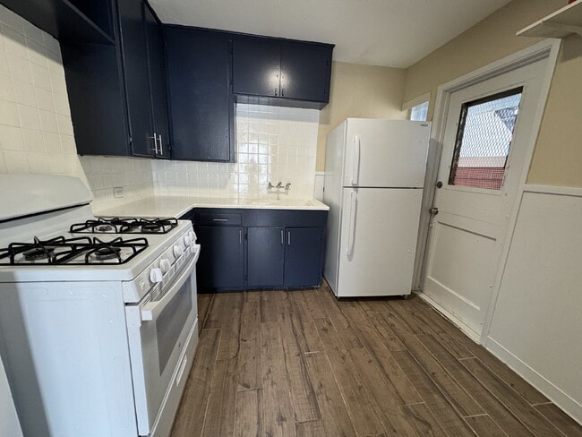 Photo - 1 bedroom and 1 bathroom unit available at... Unit 2