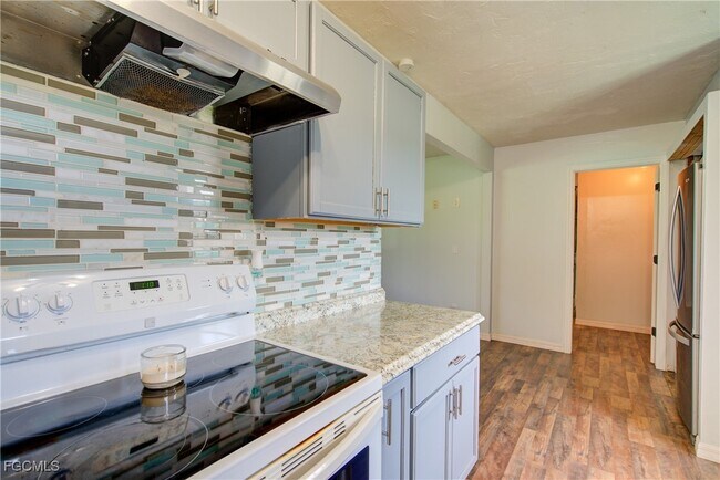 Photo - 3701 21st St SW