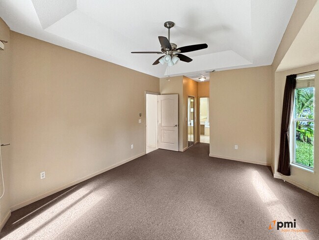 Photo - 2820 SE Melaleuca Blvd