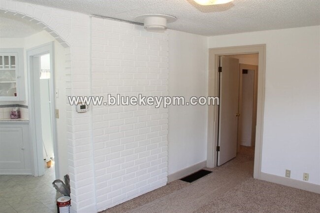 Photo - 10911 SE Myrtle St