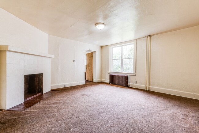 Photo - 137 Margaret St Unidad #1 Basement