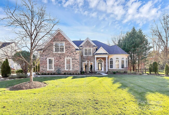 Building Photo - 9607 Royal Colony Dr