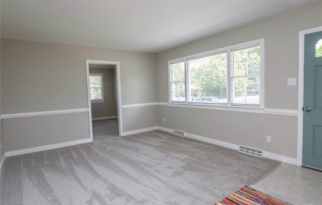 Photo - 10210 Hollyberry Dr