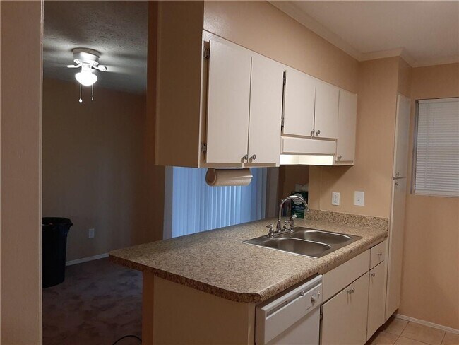 Photo - 1984 Taffeta Trail