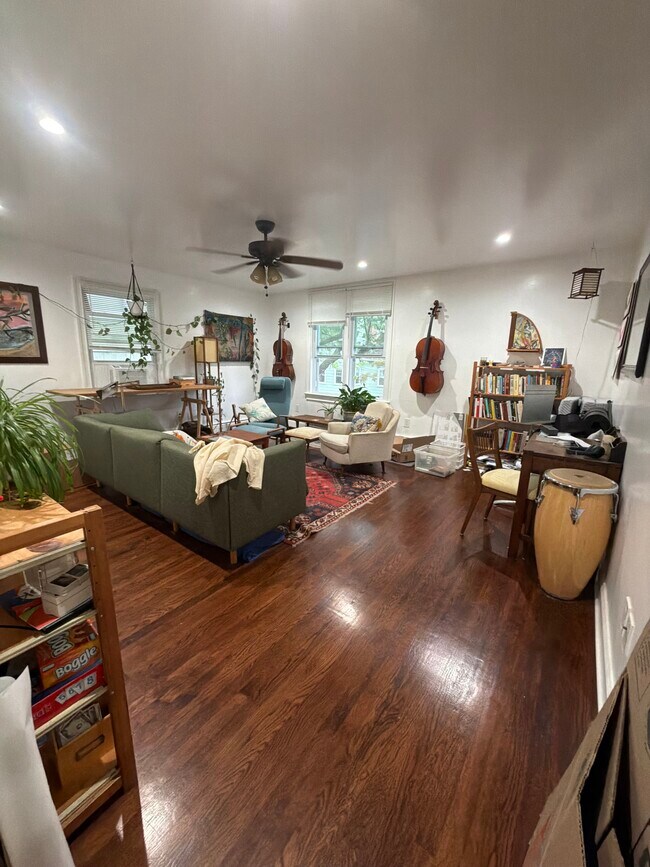 Living Area - 27 Maple St Unit Apt Rent-Pet Friendly