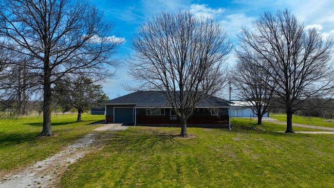 Photo - 20103 S State Rte 291