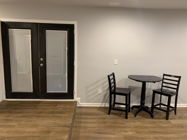 Photo - 924 Chapman Cir