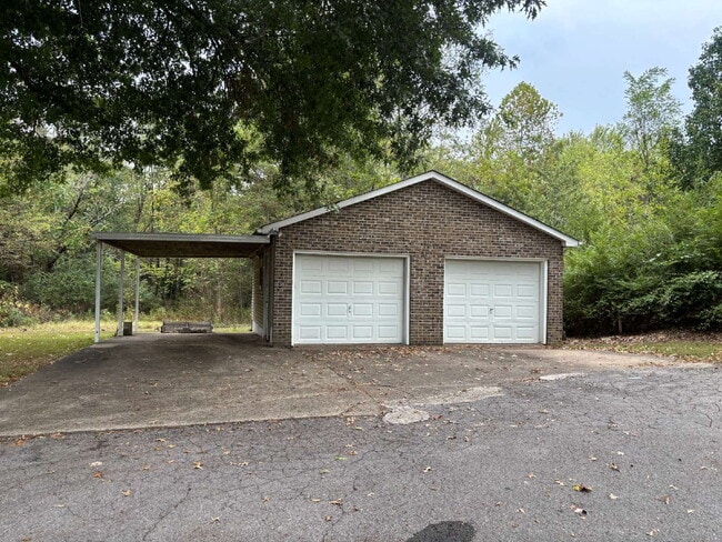 Photo - 680 Arms Dr